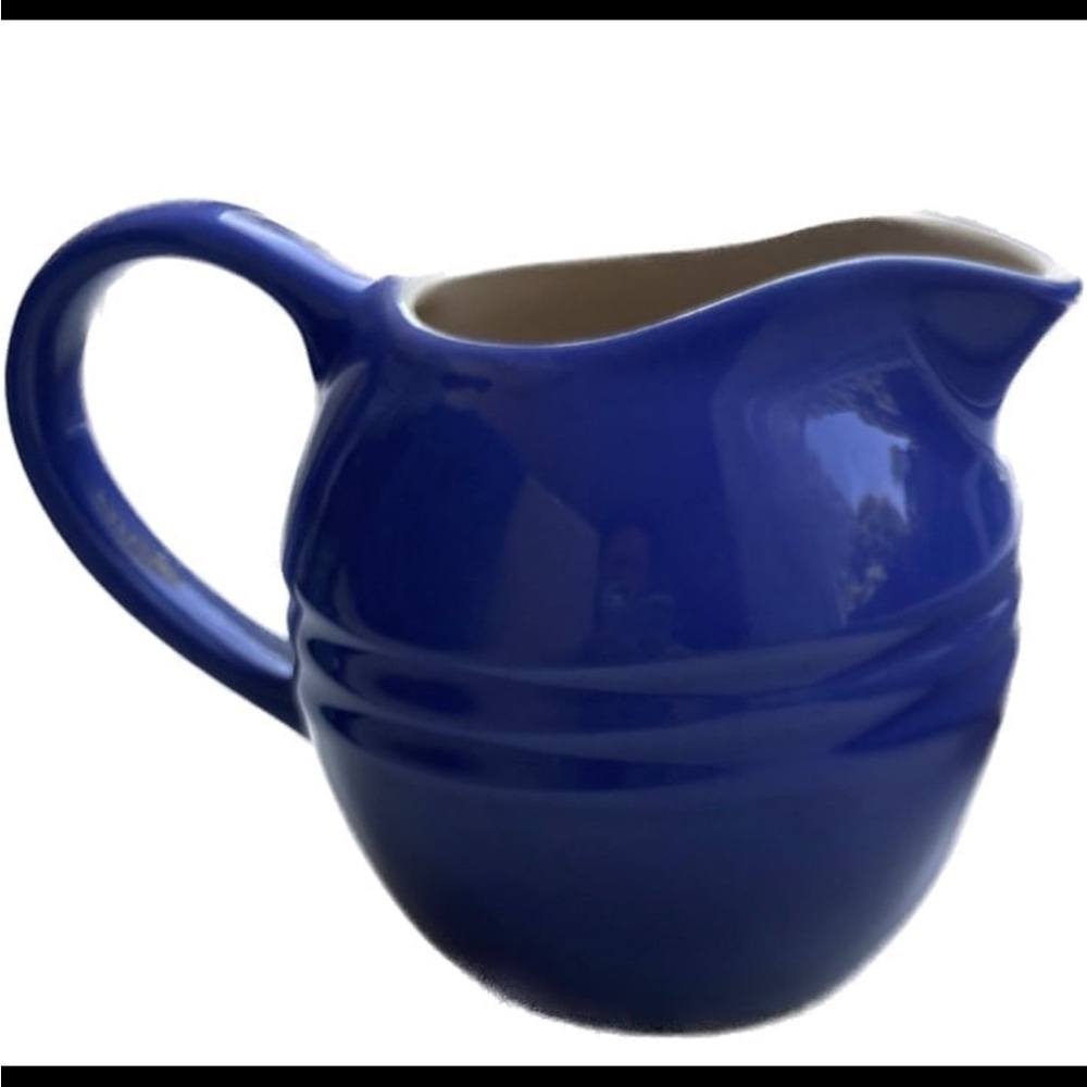 Le Creuset stoneware milk jug creamer